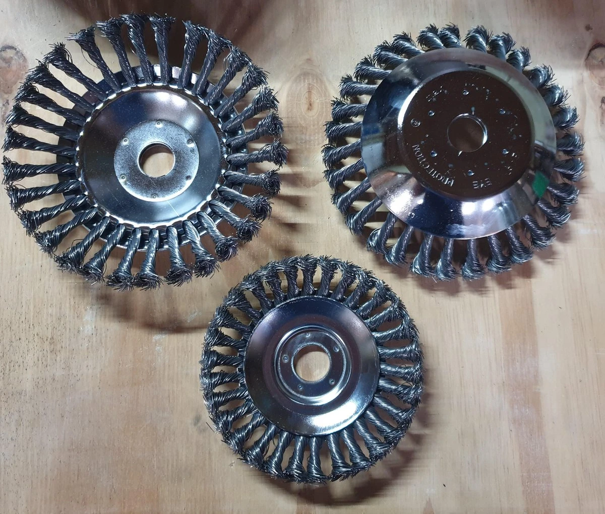 Onkruidborstel Voor Bosmaaier | 150mm /15 Cm Staalborstel Nieuw | Universele Onkruidborstel 150 Mm - Onkruidverwijderaar - Voegenborstel - Grastrimmer 8 Onkruidborstel Voor Bosmaaier | 150mm /15 Cm Staalborstel Nieuw | Universele Onkruidborstel 150 Mm - Onkruidverwijderaar - Voegenborstel - Grastrimmer - Image 8