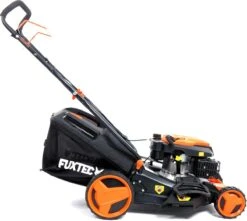FUXTEC Grasmaaier Benzine - 46cm - Zelfrijdend / Zelftrekkend / Achterwielaandrijving - Mulchfunctie - Opvangbak 50L - FX-RM4646 20 FUXTEC Grasmaaier Benzine - 46cm - Zelfrijdend / Zelftrekkend / Achterwielaandrijving - Mulchfunctie - Opvangbak 50L - FX-RM4646 -Tuin Tools Verkoop 1200x1074
