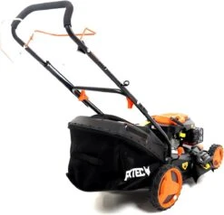 FUXTEC Grasmaaier Benzine - 46cm - Zelfrijdend / Zelftrekkend / Achterwielaandrijving - Mulchfunctie - Opvangbak 50L - FX-RM4646 19 FUXTEC Grasmaaier Benzine - 46cm - Zelfrijdend / Zelftrekkend / Achterwielaandrijving - Mulchfunctie - Opvangbak 50L - FX-RM4646 -Tuin Tools Verkoop 1200x1156 3