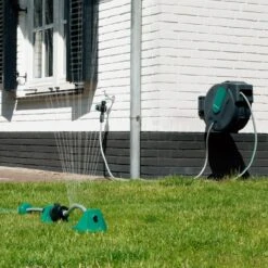 VONROC Automatische Slanghaspel – Incl. 25m Tuinslang, Aansluitslang, Spuitstuk, Koppelingen & Kraanaansluiting -Tuin Tools Verkoop 1200x1200 1042