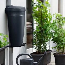 Elho Green Basics Rain Catcher 33 - Regenton Voor Balkonbuiten - Ø 33.5 X H 73.5 Cm - Zwart/Living Black -Tuin Tools Verkoop 1200x1200 1145