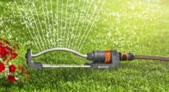 GARDENA - Zwenksproeier Aqua S - Tuinsproeier - 90 Tot 220 M² -Tuin Tools Verkoop 1200x657 3