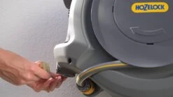 Hozelock AutoReel Slangenhouder / Wandslangbox 20m - Ø12,5mm -Tuin Tools Verkoop 1200x675 43