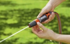 GARDENA Tuinspuit - Spuitpistool 33 GARDENA Tuinspuit - Spuitpistool -Tuin Tools Verkoop 1200x763