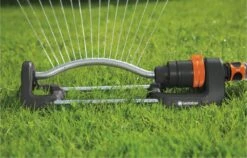 GARDENA - Zwenksproeier Aqua S - Tuinsproeier - 90 Tot 220 M² -Tuin Tools Verkoop 1200x767 2