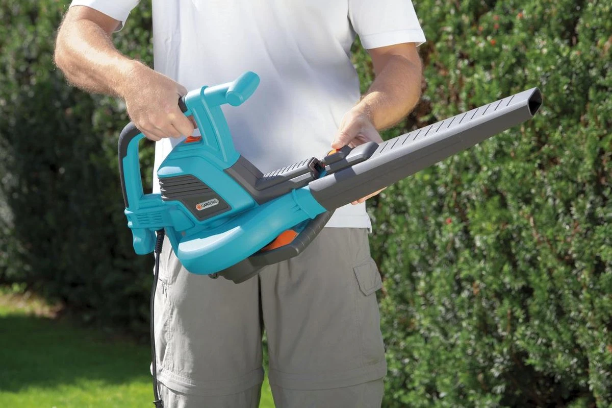 GARDENA ErgoJet 3000 Bladblazer - 3000W - Incl. 45l - Met Opvangzak 9 GARDENA ErgoJet 3000 Bladblazer - 3000W - Incl. 45l - Met Opvangzak - Image 9