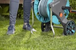 GARDENA - AquaRoll CleverRoll S Set Slangenwagen - Incl. 20 M Slang - Maximaal 40 M Opbergcapaciteit -Tuin Tools Verkoop 1200x799 205