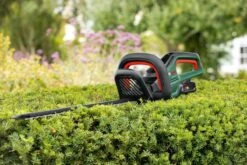 Bosch UniversalHedgeCut 18-50 Heggenschaar - Met 18 V Accu En Lader -Tuin Tools Verkoop 1200x800 100