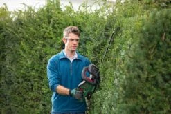 Bosch UniversalHedgeCut 18-50 Heggenschaar - Met 18 V Accu En Lader -Tuin Tools Verkoop 1200x800 102
