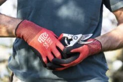 Felco 2 + GRATIS Felco Handschoenen In Cadeauverpakking -Tuin Tools Verkoop 1200x800 15