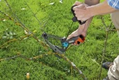 GARDENA Combisysteem Aambeeld Boomschaar Takkenschaar - 35mm -Tuin Tools Verkoop 1200x800 2