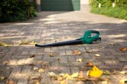 VONROC Accu Bladblazer – VPower 20V – 2 Standen – Max. Blaassnelheid 190km/u – Incl. Accu En Oplader -Tuin Tools Verkoop 1200x800 214