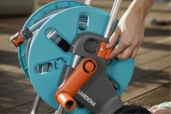 GARDENA - AquaRoll CleverRoll S Set Slangenwagen - Incl. 20 M Slang - Maximaal 40 M Opbergcapaciteit -Tuin Tools Verkoop 1200x800 310