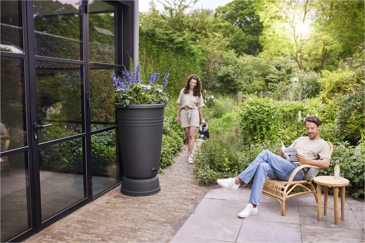 Elho Green Basics Regenton Plus 126 - Regenton Voor Kweken En Oogsten - Ø 70.5 X H 101.0 Cm - Zwart/Living Black 3 Elho Green Basics Regenton Plus 126 - Regenton Voor Kweken En Oogsten - Ø 70.5 X H 101.0 Cm - Zwart/Living Black - Image 3