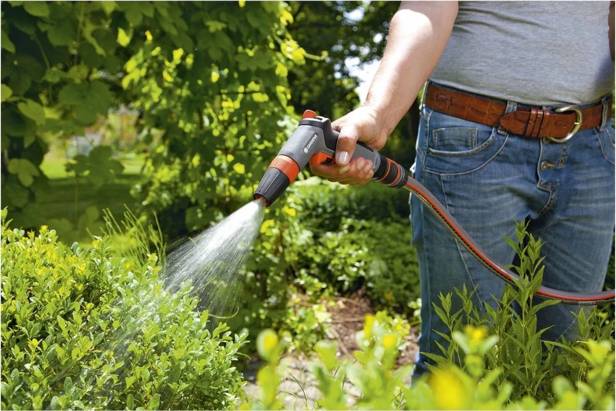 GARDENA - Classic Reinigingspistool - Spuitpistool - Traploos Instelbaar 3 GARDENA - Classic Reinigingspistool - Spuitpistool - Traploos Instelbaar - Image 3