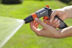 GARDENA - Classic Reinigingspistool - Spuitpistool - Traploos Instelbaar 28 GARDENA - Classic Reinigingspistool - Spuitpistool - Traploos Instelbaar -Tuin Tools Verkoop 1200x800 354