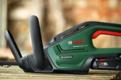 Bosch UniversalHedgeCut 18-50 Heggenschaar - Met 18 V Accu En Lader -Tuin Tools Verkoop 1200x800 97