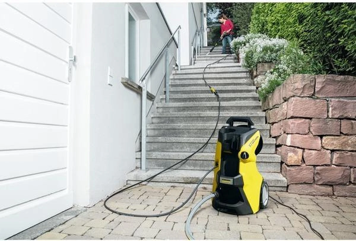 Kärcher K 7 Premium Smart Control Home Hogedrukreiniger - 3000W - 180 Bar - 60 M²/h - Met Terrasreiniger 4 Kärcher K 7 Premium Smart Control Home Hogedrukreiniger - 3000W - 180 Bar - 60 M²/h - Met Terrasreiniger - Image 4