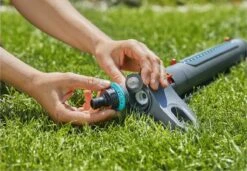 GARDENA - Zwenksproeier AquaZoom S - Tuinsproeier - 9 Tot 150 M² 22 GARDENA - Zwenksproeier AquaZoom S - Tuinsproeier - 9 Tot 150 M² -Tuin Tools Verkoop 1200x829 3