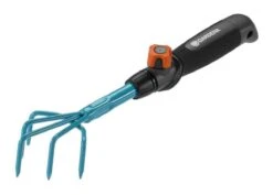 GARDENA Combisystem Klauwtje Hark - Werkbreedte 7 Cm 18 GARDENA Combisystem Klauwtje Hark - Werkbreedte 7 Cm -Tuin Tools Verkoop 1200x859 1