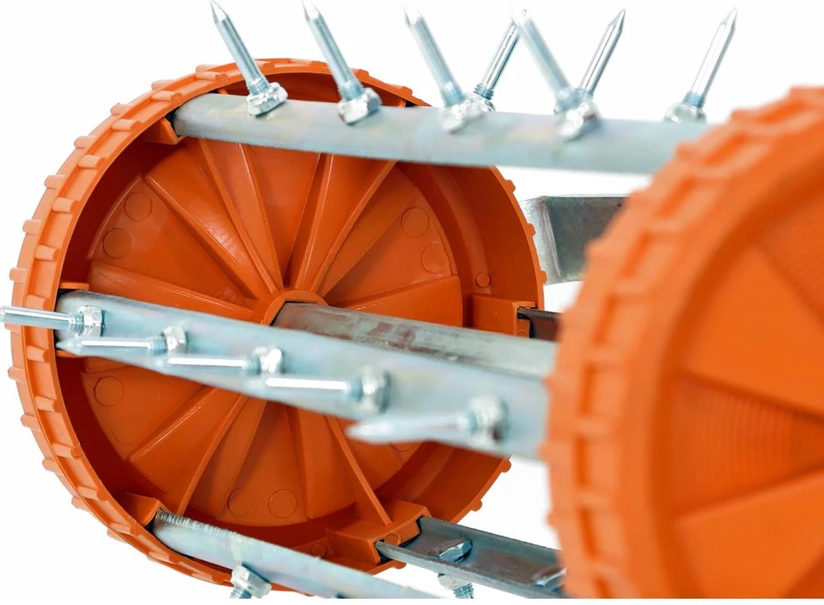 FUXTEC Gazonbeluchter / Verticuteerroller FX-RL400 5 FUXTEC Gazonbeluchter / Verticuteerroller FX-RL400 - Image 5