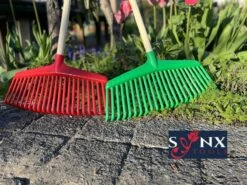 Synx Tools Gazonhark Bladhark 23 Tanden Hark - Harken - Grashark- Gazon - Kunststof Blauw/groen -Met Steel 120cm 8 Synx Tools Gazonhark Bladhark 23 Tanden Hark - Harken - Grashark- Gazon - Kunststof Blauw/groen -Met Steel 120cm -Tuin Tools Verkoop 1200x899 10