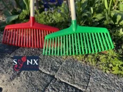 Synx Tools Gazonhark Bladhark 23 Tanden Hark - Harken - Grashark- Gazon - Kunststof Blauw/groen -Met Steel 120cm 7 Synx Tools Gazonhark Bladhark 23 Tanden Hark - Harken - Grashark- Gazon - Kunststof Blauw/groen -Met Steel 120cm -Tuin Tools Verkoop 1200x899 9