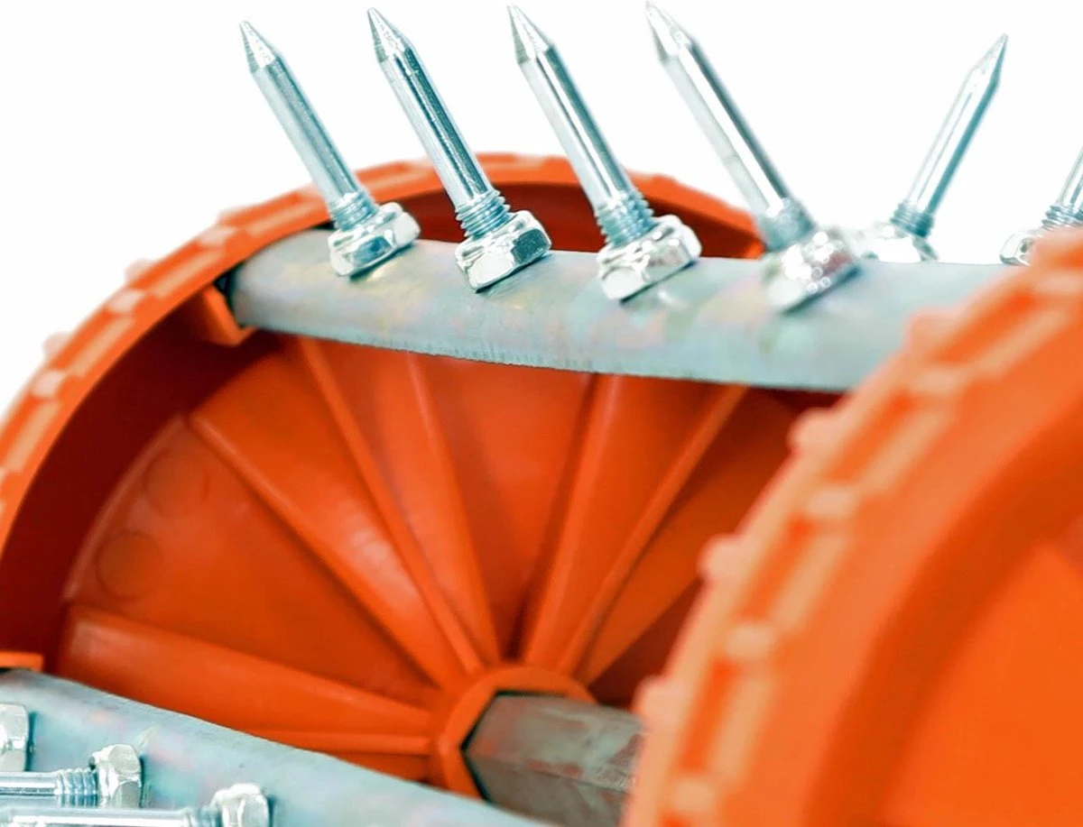 FUXTEC Gazonbeluchter / Verticuteerroller FX-RL400 6 FUXTEC Gazonbeluchter / Verticuteerroller FX-RL400 - Image 6