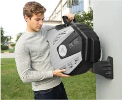 CoolHome Wandslangenbox 15 Meter + 1,5 Meter - Tuinslang Met Haspel- Slangenhouder 180° Draaibaar - Tuinslanghaspel Zwart - Grijs -Tuin Tools Verkoop 1200x992 1