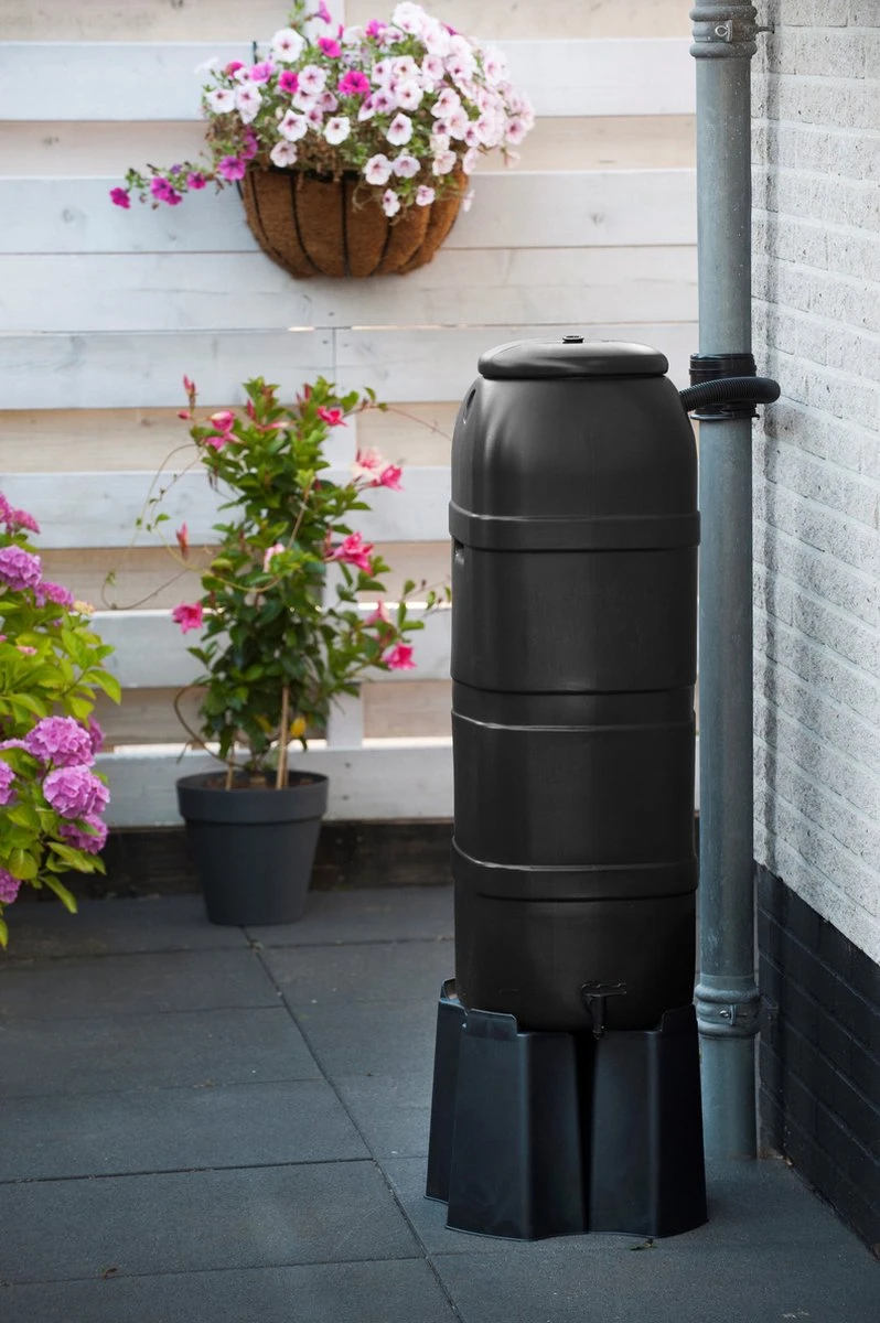 Nature - Slimline - Regenton - 100L - H96 X 32 X 36cm - Zwart 2 Nature - Slimline - Regenton - 100L - H96 X 32 X 36cm - Zwart - Image 2