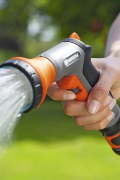 GARDENA Classic Sproeibroes -Tuin Tools Verkoop 800x1200 110