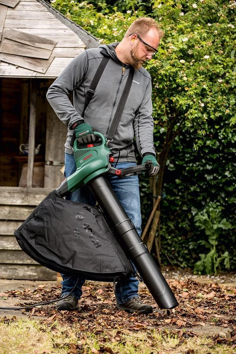 Bosch UniversalGardenTidy 2300 Bladblazer - Op Snoer - 2300 W 14 Bosch UniversalGardenTidy 2300 Bladblazer - Op Snoer - 2300 W - Image 14