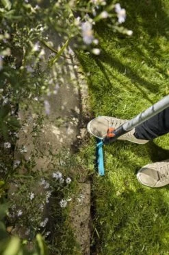 GARDENA Combisysteem Graskantafsteker - Aanbevolen Steellengte 130 Cm 12 GARDENA Combisysteem Graskantafsteker - Aanbevolen Steellengte 130 Cm -Tuin Tools Verkoop 800x1200 60