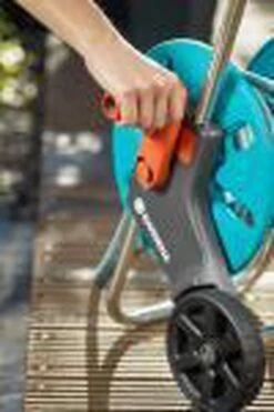 GARDENA AquaRoll S Slangenwagen - Verstelbare Handgreep - Excl. Tuinslang -Tuin Tools Verkoop 800x1200 69