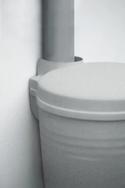 Elho Green Basics Rain Catcher 33 - Regenton Voor Balkonbuiten - Ø 33.5 X H 73.5 Cm - Grijs/Living Concrete 11 Elho Green Basics Rain Catcher 33 - Regenton Voor Balkonbuiten - Ø 33.5 X H 73.5 Cm - Grijs/Living Concrete -Tuin Tools Verkoop 800x1200 74