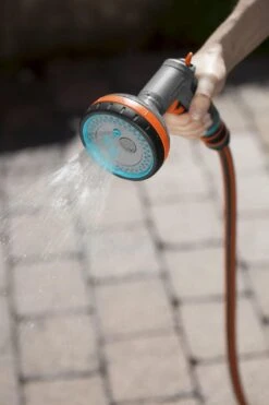 GARDENA - Comfort Broeskop - 5 Straalsoorten - Grijs 26 GARDENA - Comfort Broeskop - 5 Straalsoorten - Grijs -Tuin Tools Verkoop 800x1200 94