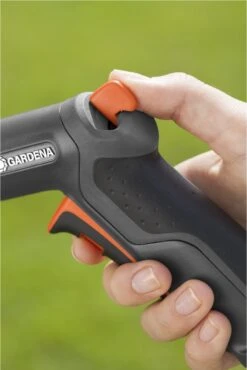 GARDENA - Premium Reinigingssproeier Spuitpistool - Metaal - Voor Reiniging En Bewatering -Tuin Tools Verkoop 801x1200 23