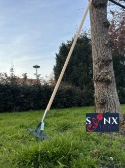 Synx Tools Verticuteerhark Verzinkt - Gazonbeluchters - Verticuteer / Harken - Bodembewerkers - Tuinartikelen / Tuingereedschap - Inclusief Steel 160cm -Tuin Tools Verkoop 899x1200 12